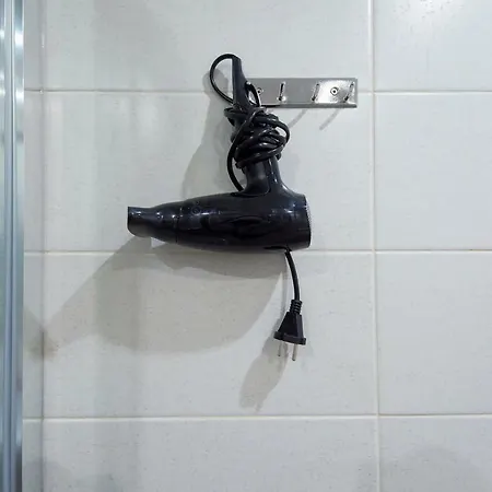 Modern Revolucni *